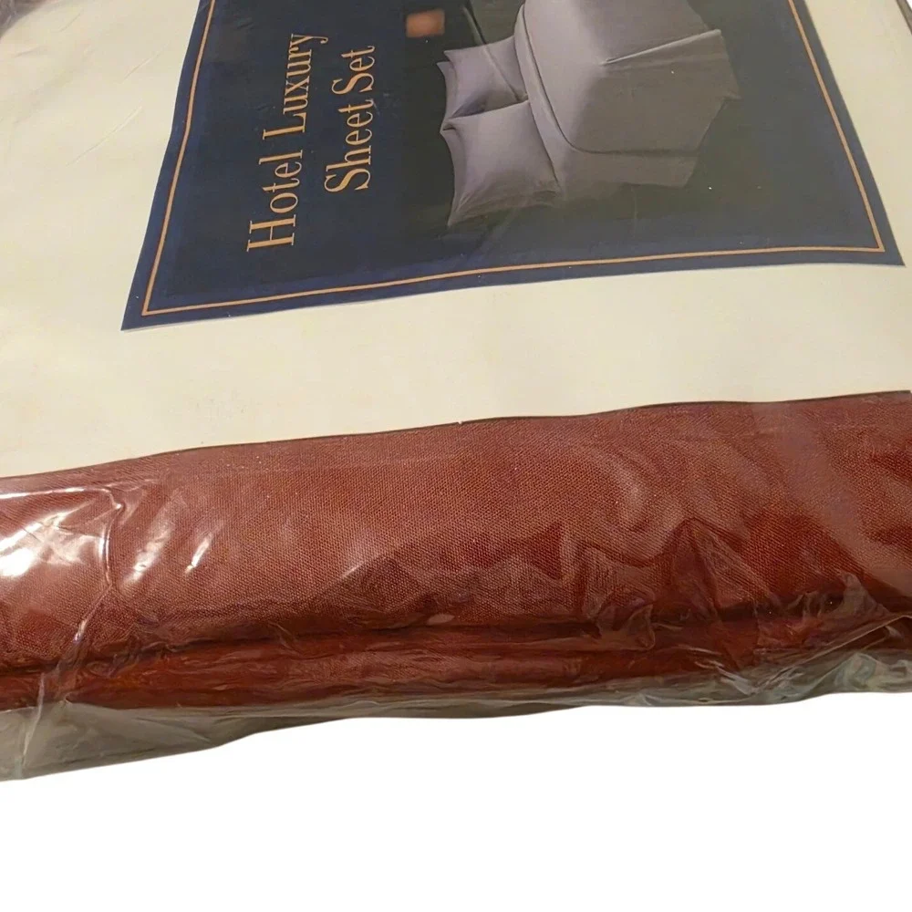 Hotel Luxury 6 Piece Sheet Set Queen 1800 Thread Count Brick Red Deep Pocket
